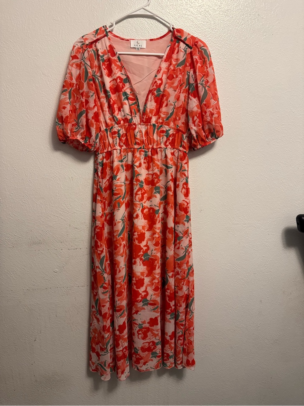 UE Coral Floral Maxi Dress with Puff Sleeves
